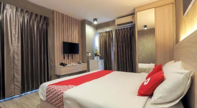Hotel Oyo 75368 Demadre